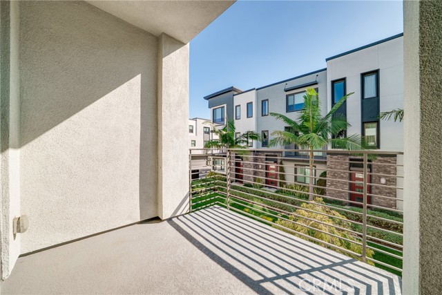 Detail Gallery Image 6 of 35 For 152 Schick, Irvine,  CA 92614 - 4 Beds | 3/1 Baths