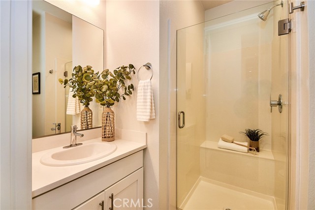 320 Magnet, Irvine CA: https://media.crmls.org/medias/f205bf00-6e20-42e9-843b-05550982bbe1.jpg
