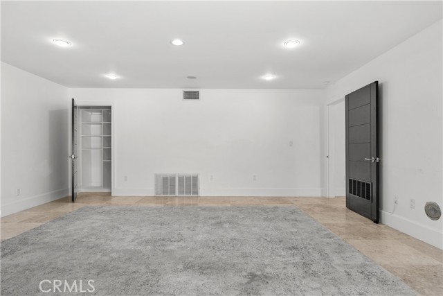 16544 Park Lane Drive, Los Angeles CA: https://media.crmls.org/medias/f205cc31-98d8-44ac-990e-af8dbf66400d.jpg