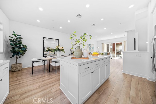 Detail Gallery Image 16 of 54 For 344 Tank, Irvine,  CA 92618 - 3 Beds | 3/1 Baths