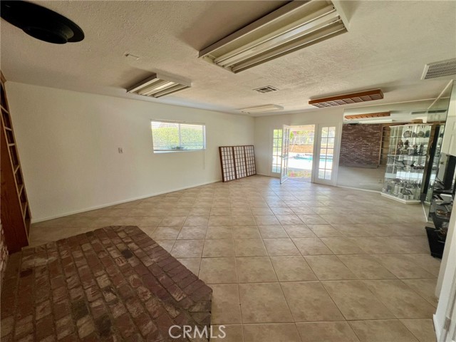 Detail Gallery Image 40 of 47 For 4643 West Avenue M14, Quartz Hill,  CA 93536 - 4 Beds | 3/1 Baths