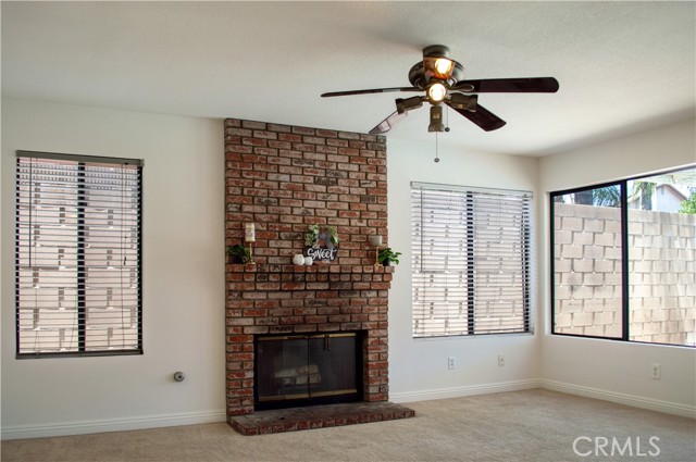 15068 Christina Court, Lake Elsinore CA: https://media.crmls.org/medias/f2064828-1e34-4670-b71c-894cc9f2cb60.jpg