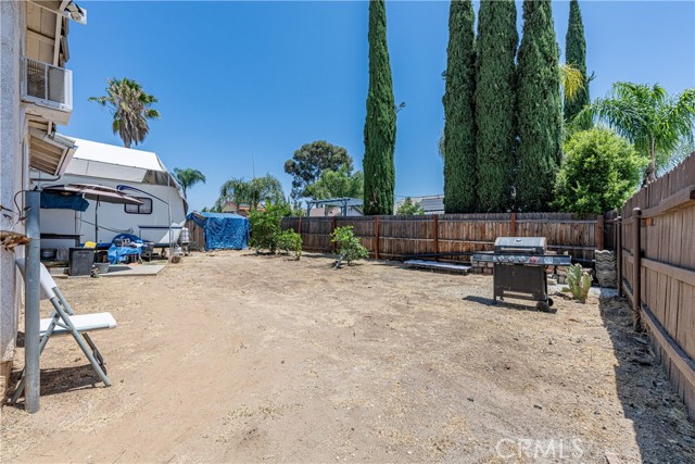 Detail Gallery Image 22 of 36 For 13848 Golden Eagle Ct, Moreno Valley,  CA 92553 - 3 Beds | 3 Baths