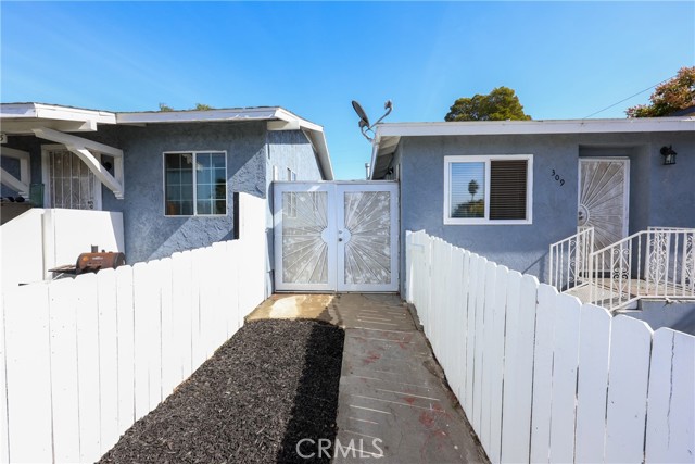 305 S Pardee Street, San Diego, California 92113, ,Residential Income,For Sale,305 S Pardee Street,CRMB24230805