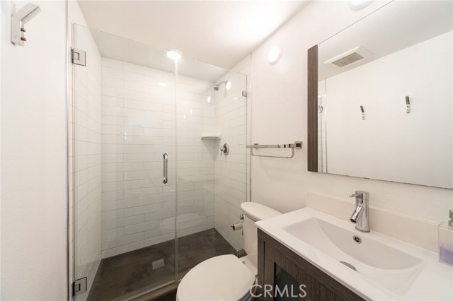 Detail Gallery Image 20 of 21 For 1615 Stoner Ave #3,  Los Angeles,  CA 90025 - 4 Beds | 3/1 Baths