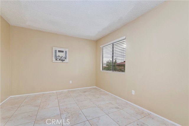 Detail Gallery Image 18 of 26 For 12198 Orchid Ln #C,  Moreno Valley,  CA 92557 - 2 Beds | 1/1 Baths