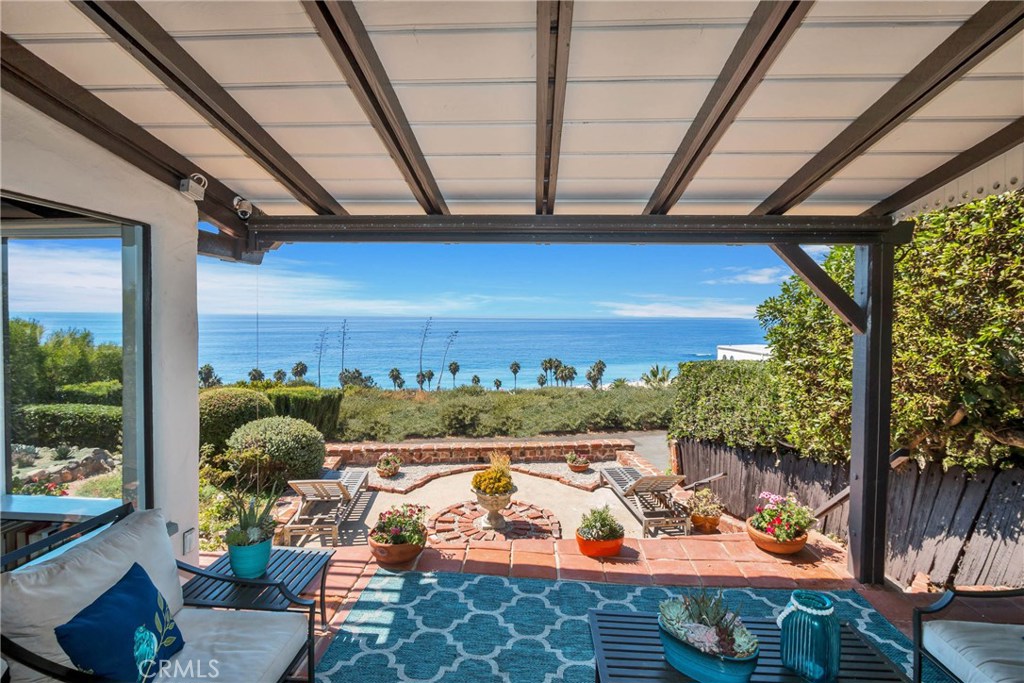 31112 Monterey Street Laguna Beach CA 92651
