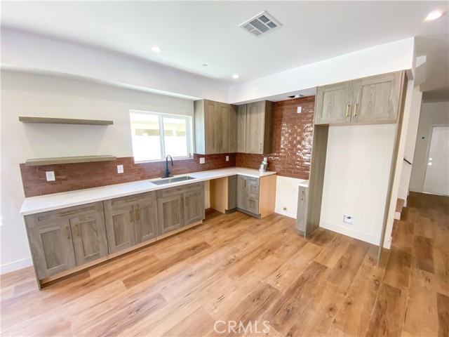 Front Image Thumbnail for CRPW25248060