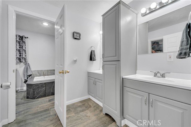 24261 Jacaranda Drive, Tehachapi CA: https://media.crmls.org/medias/f20af468-cb39-4a80-b53a-6d0a3e1e51c2.jpg