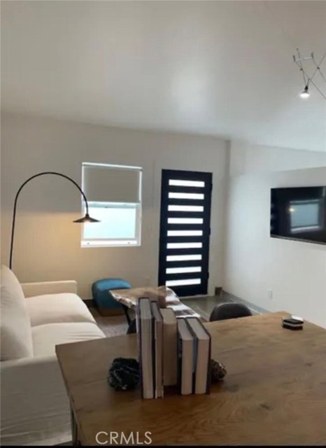 Detail Gallery Image 30 of 38 For 24131 Kittridge, West Hills,  CA 91307 - 5 Beds | 3 Baths