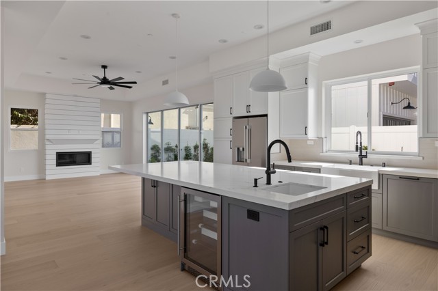 Detail Gallery Image 8 of 47 For 2100 Harriman Ln, Redondo Beach,  CA 90278 - 5 Beds | 4/1 Baths