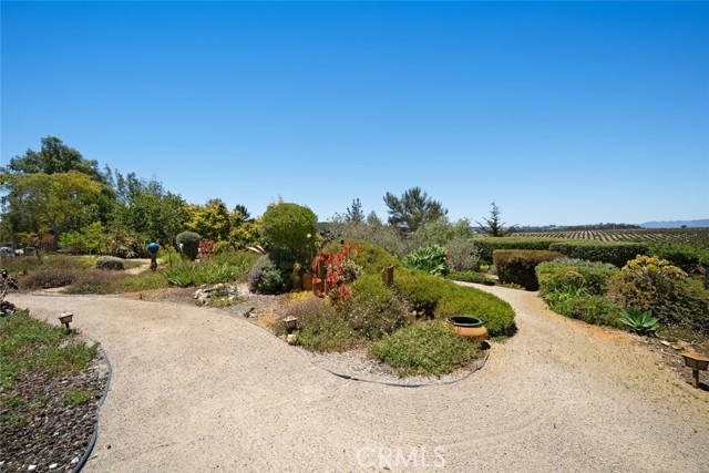 Detail Gallery Image 16 of 75 For 225 Broken Arrow Road, Nipomo,  CA 93444 - 4 Beds | 3 Baths