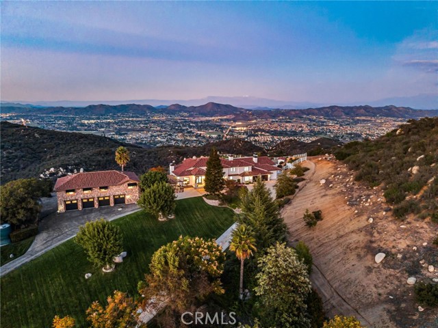 Detail Gallery Image 3 of 69 For 37730 via Baya, Murrieta,  CA 92562 - 7 Beds | 7/2 Baths