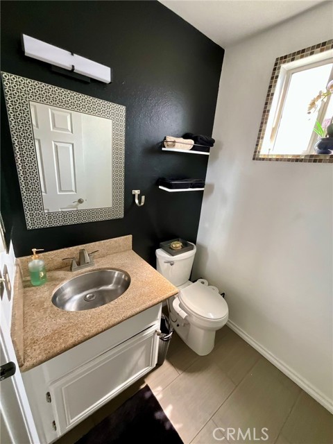 Detail Gallery Image 10 of 33 For 511 Jacmar Dr, Montebello,  CA 90640 - 3 Beds | 2/1 Baths