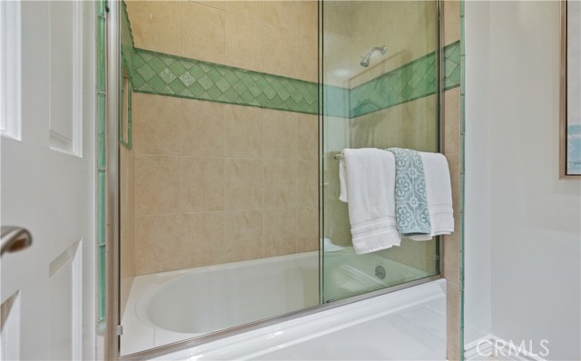 201 Calle Miramar, Redondo Beach CA: https://media.crmls.org/medias/f20f83ff-cc1a-43a1-94aa-c57e8b766177.jpg