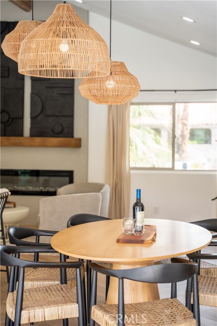 515 N Burton Way, Palm Springs CA: https://media.crmls.org/medias/f20fa926-a127-40d7-8a85-c1f8ddd1e186.jpg