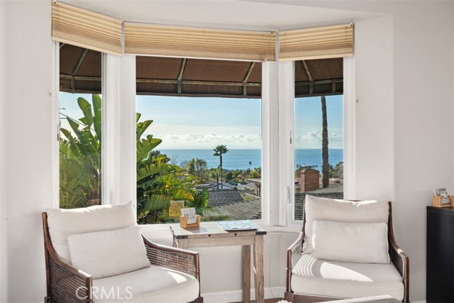 Front Image Thumbnail for CRLG25271985