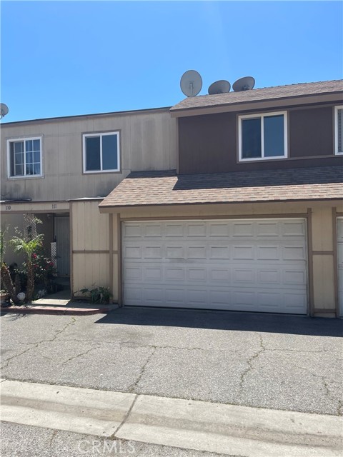 12828 Ramona Boulevard, Baldwin Park CA: https://media.crmls.org/medias/f2104b57-182f-41ac-89f3-87b92643d216.jpg