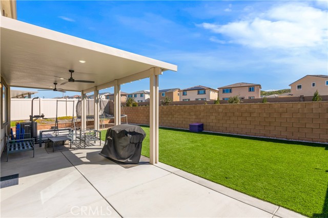 Detail Gallery Image 27 of 39 For 34438 Coconut Cir, Winchester,  CA 92596 - 4 Beds | 3 Baths