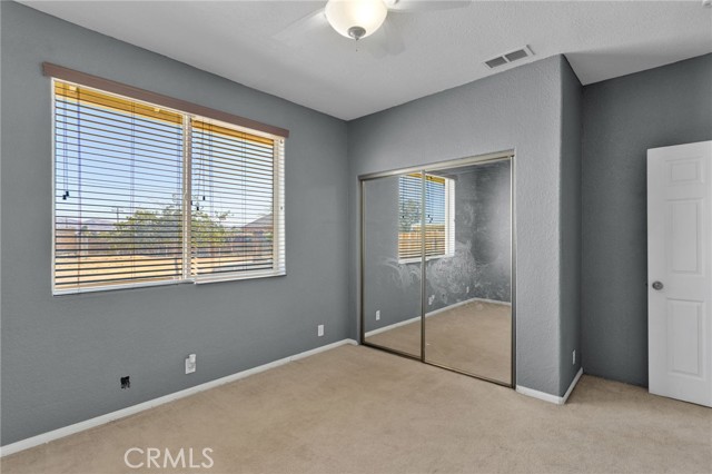 21350 Ramona Avenue, Apple Valley CA: https://media.crmls.org/medias/f210b840-0a42-4a79-9737-b95c1ba3ea8d.jpg