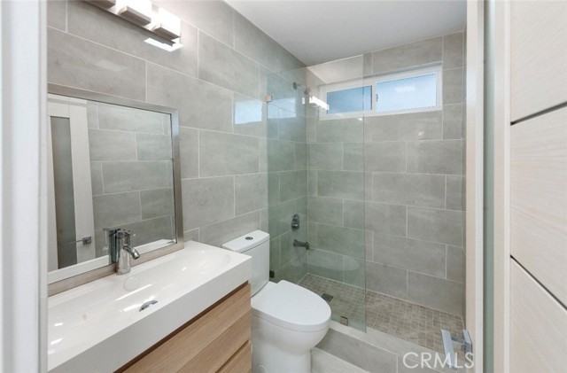 Detail Gallery Image 11 of 16 For 10749 New Haven St #6,  Sun Valley,  CA 91352 - 1 Beds | 1 Baths