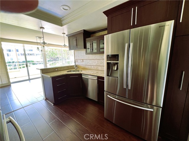 32759 Seagate Drive, Rancho Palos Verdes CA: https://media.crmls.org/medias/f211dc67-a4b6-41e3-8060-3d53febfa479.jpg
