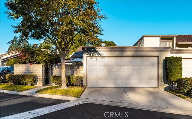 Detail Gallery Image 41 of 42 For 5573 E Vista Del Rio, Anaheim,  CA 92807 - 2 Beds | 2/1 Baths