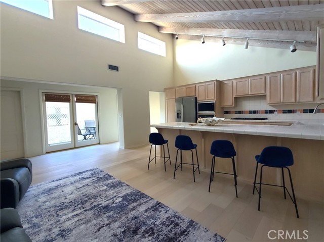 Detail Gallery Image 27 of 41 For 117 S Prospect Ave #a, Redondo Beach,  CA 90277 - 4 Beds | 2/1 Baths