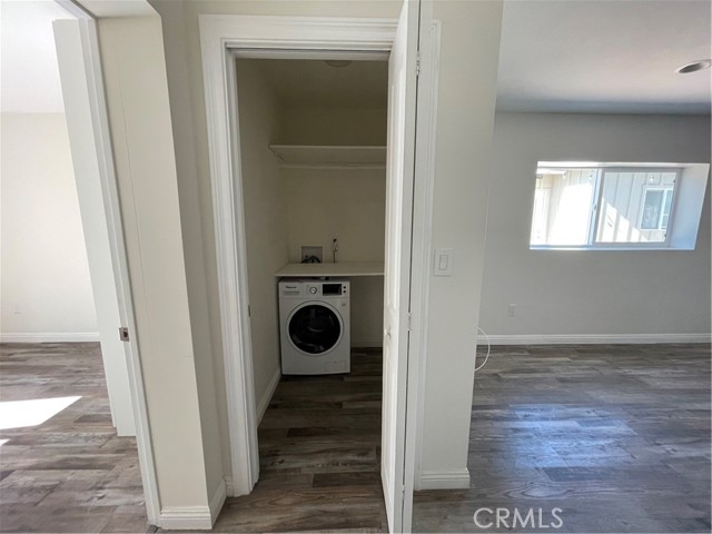 Detail Gallery Image 10 of 14 For 22018 Martinez St, Woodland Hills,  CA 91364 - 1 Beds | 1 Baths