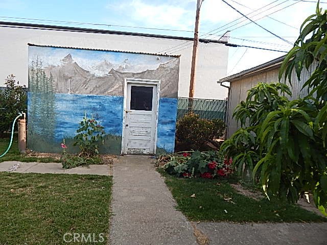 1427 Yolo Street, Corning CA: https://media.crmls.org/medias/f215a68e-6206-44f8-9b52-430ec130093f.jpg