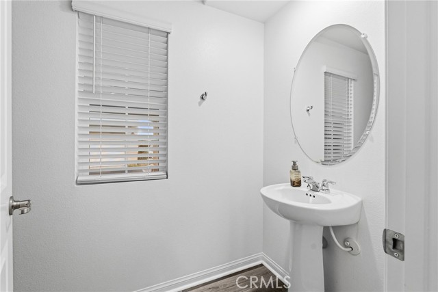 Detail Gallery Image 7 of 35 For 15185 Ridge, Fontana,  CA 92336 - 4 Beds | 3/1 Baths