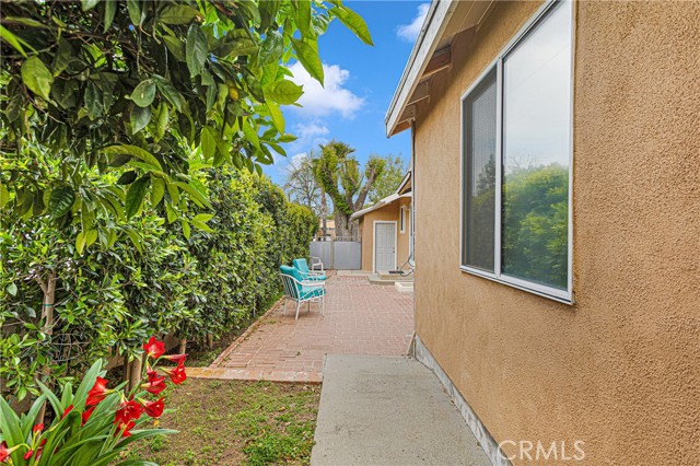 Detail Gallery Image 27 of 31 For 10956 Gloria Ave, Granada Hills,  CA 91344 - 5 Beds | 3 Baths