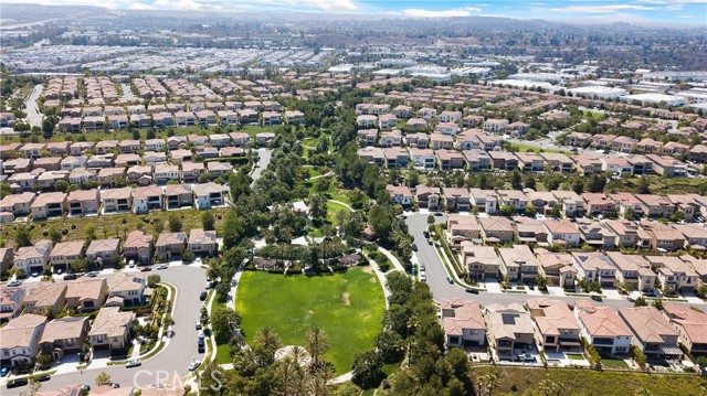 55 Fuchsia, Lake Forest CA: https://media.crmls.org/medias/f216af1a-58b9-440c-8121-a4604f02595d.jpg