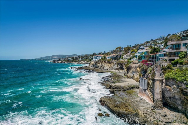 Detail Gallery Image 37 of 38 For 431 Nyes Pl, Laguna Beach,  CA 92651 - 4 Beds | 3/1 Baths