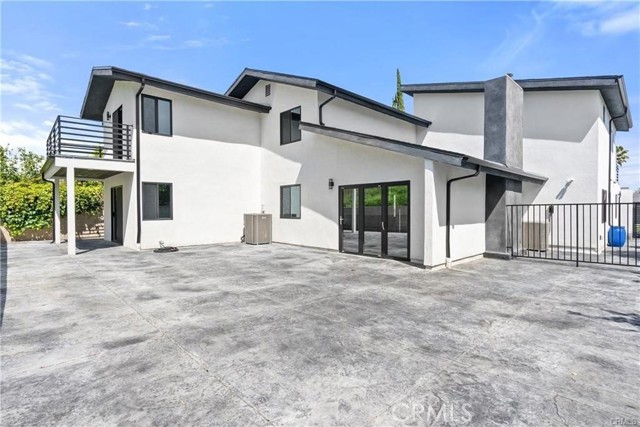 17467 Tuscan Drive, Granada Hills CA: https://media.crmls.org/medias/f217c130-8747-43c0-a04e-b8ead3c4fd34.jpg