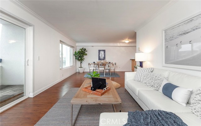 200 Catalina Avenue, Redondo Beach, California 90277, 1 Bedroom Bedrooms, ,1 BathroomBathrooms,Residential,Sold,Catalina,SB23228886