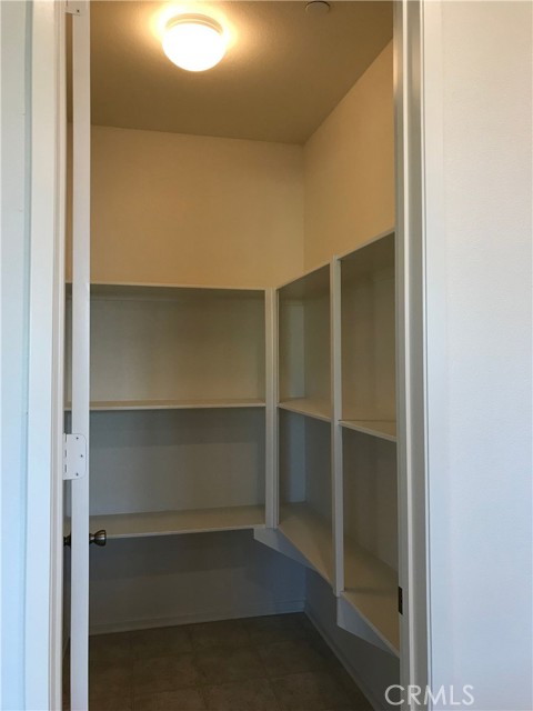 Detail Gallery Image 31 of 34 For 16031 Cordova, Victorville,  CA 92394 - 6 Beds | 2/1 Baths