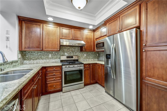 12026 Hoffman Street, Studio City CA: https://media.crmls.org/medias/f21960ac-7c69-4803-8b5c-6239873ebc4f.jpg