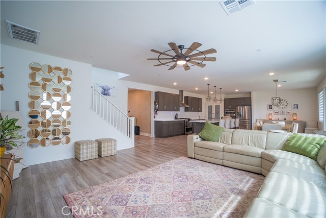 Detail Gallery Image 6 of 32 For 35323 Orchard Trail, Fallbrook,  CA 92028 - 4 Beds | 3 Baths