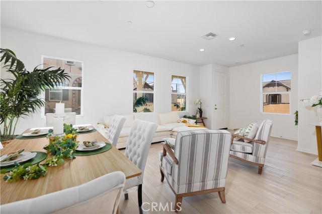 16188 alamo, Chino CA: https://media.crmls.org/medias/f219cb36-c5ae-42c3-b22b-5ee5369a941b.jpg