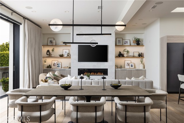 Detail Gallery Image 19 of 44 For 1615 Anita Ln, Newport Beach,  CA 92660 - 4 Beds | 4/1 Baths