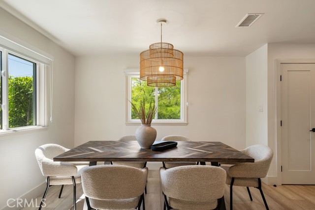 Detail Gallery Image 17 of 74 For 12822 Fairhaven, Santa Ana,  CA 92705 - 6 Beds | 4/1 Baths