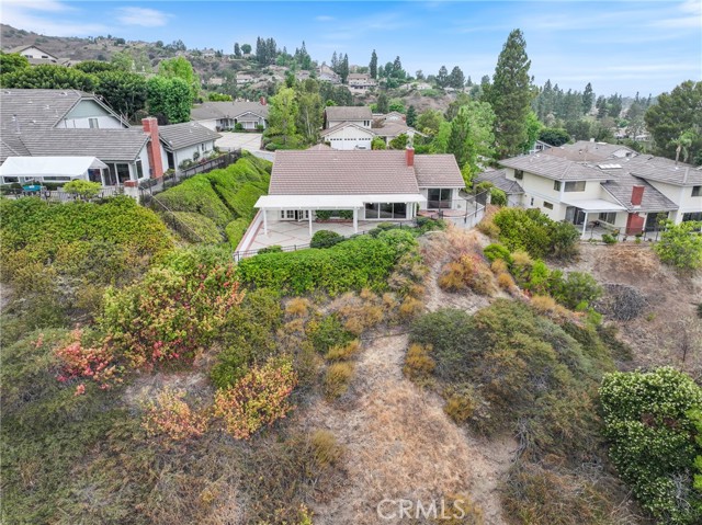 614 S Pathfinder Trail, Anaheim Hills CA: https://media.crmls.org/medias/f21b8b4e-23bc-4aa2-9057-b6e94a11a49f.jpg