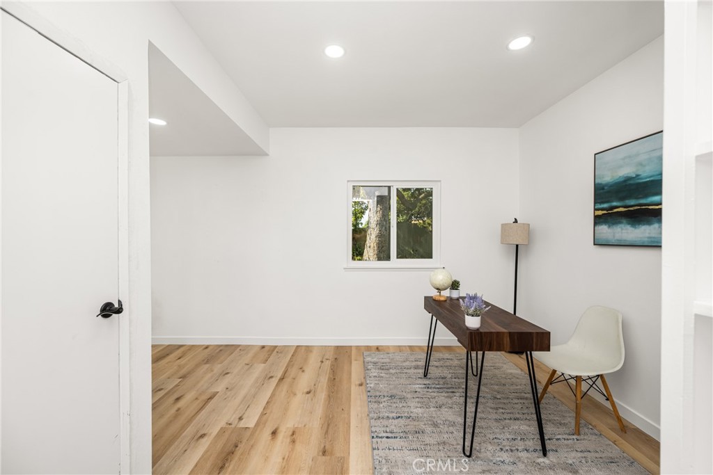 F21b8e61 691c 4c76 B0d5 94b0ee1880cf