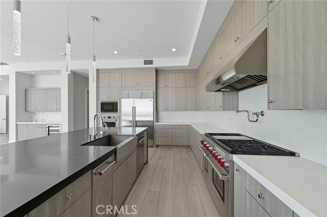 20508 W Shelley Lane, Porter Ranch CA: https://media.crmls.org/medias/f21d27f2-e85c-49d8-bcb1-6470f05885a8.jpg