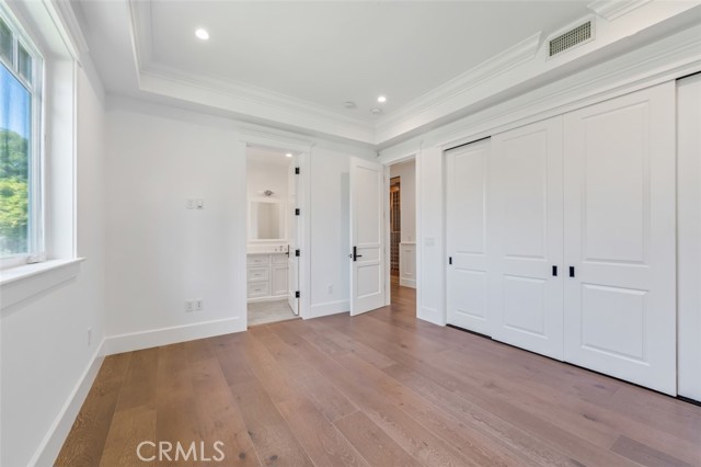 Detail Gallery Image 16 of 59 For 20701 Dumont St, Woodland Hills,  CA 91364 - 8 Beds | 9 Baths