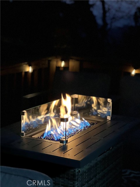 582 Rose Lane, Twin Peaks CA: https://media.crmls.org/medias/f21e0063-3908-45bc-b021-e687f8023ca2.jpg