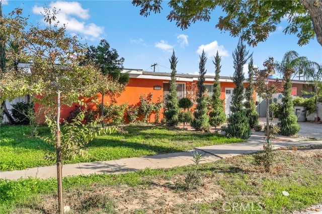 Detail Gallery Image 4 of 38 For 3336 N Lafayette, Fresno,  CA 93705 - 3 Beds | 1 Baths