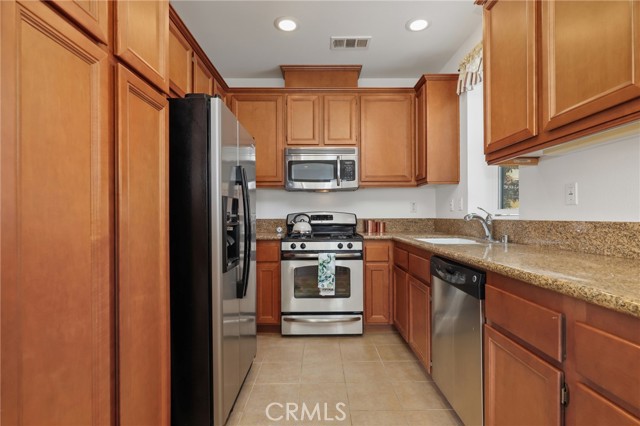 11326 Castello, Stanton CA: https://media.crmls.org/medias/f21e8935-8f7f-4f80-aad1-6965d18859b5.jpg