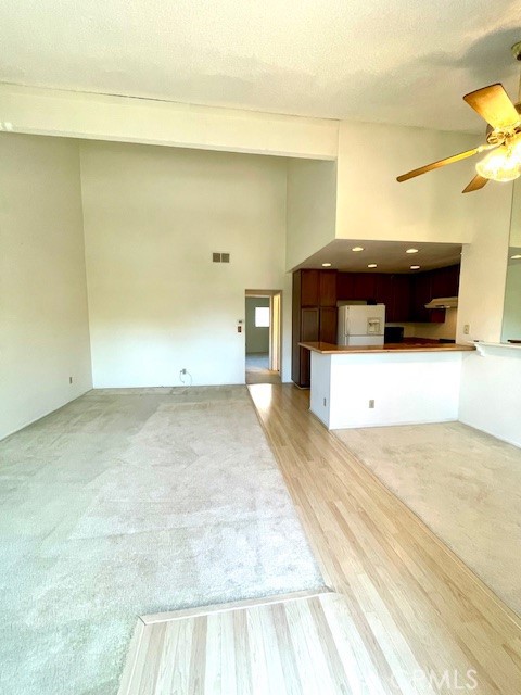 14819 Sherman Way, 6 photo 8